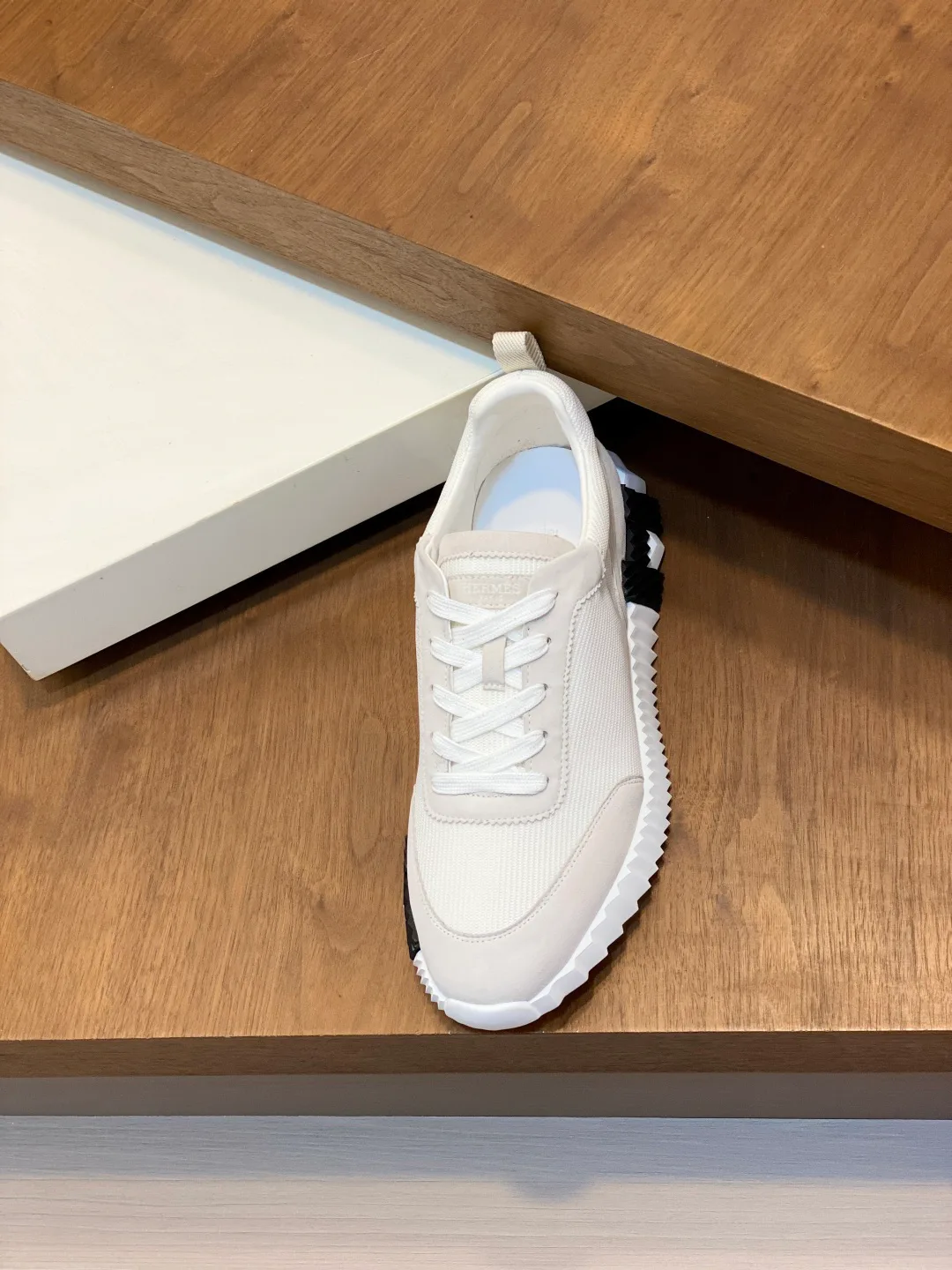 Кроссовки Мужские Hermes 18078890