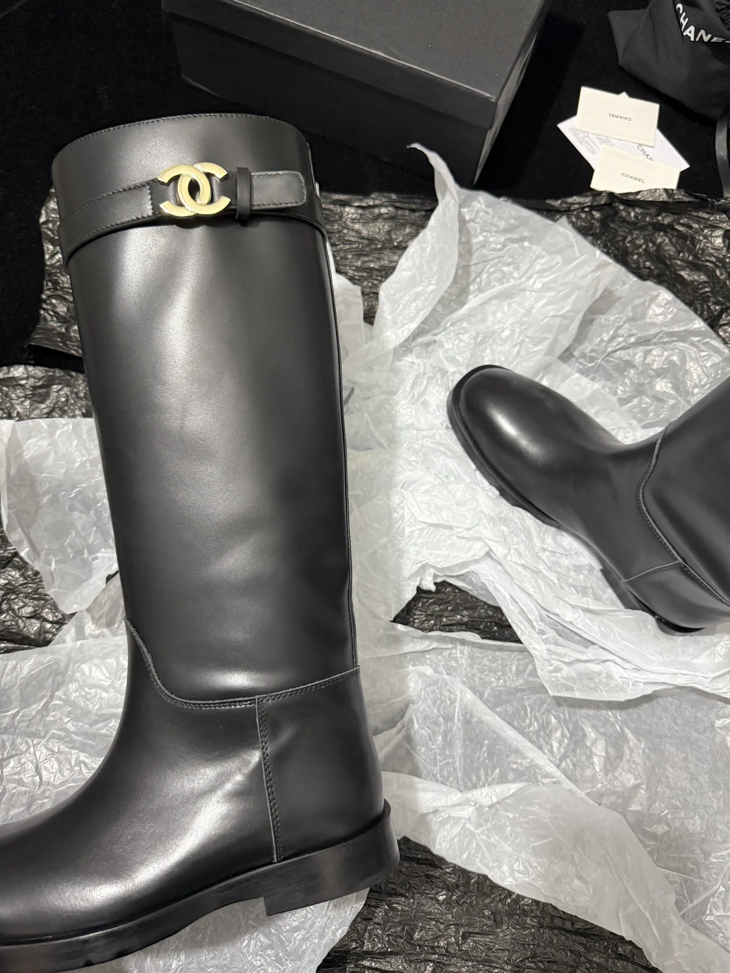 Сапоги Женские Chanel 18110429