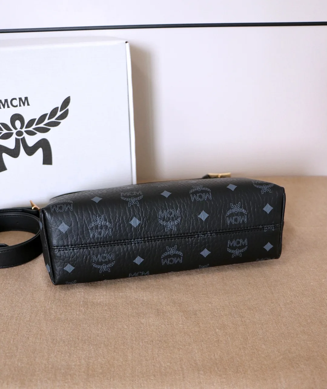 Сумки На Ремне Женские Mcm 9836329