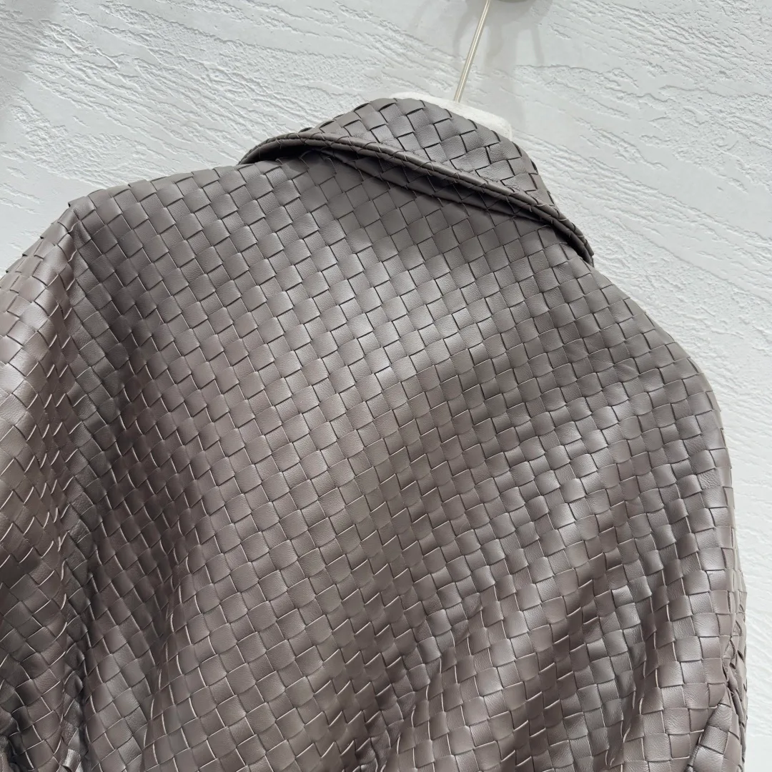 Кожаные Куртки И Дублёнки Женские Bottega Veneta 16933278