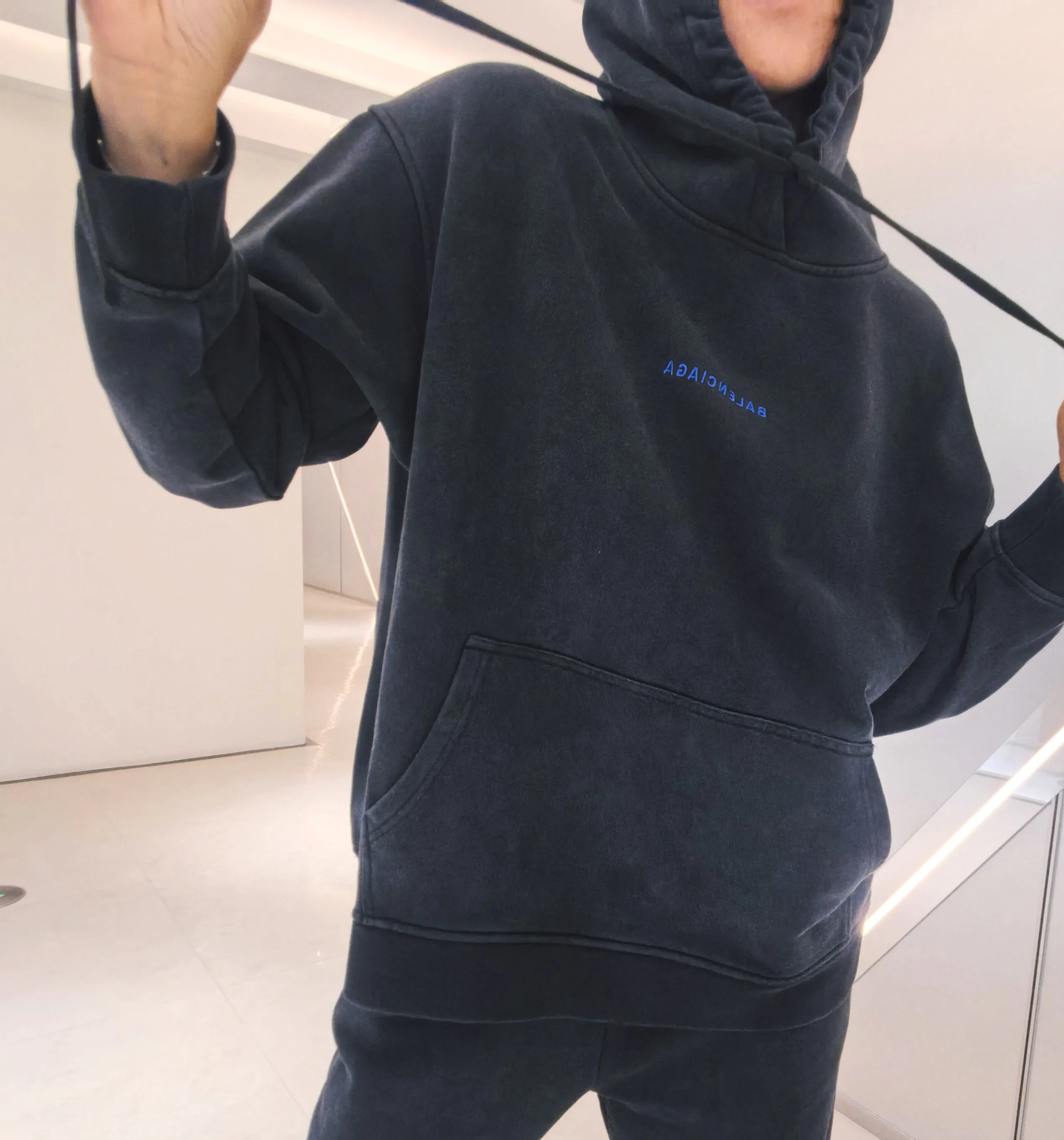 Свитшоты И Худи Мужские Balenciaga 18969510