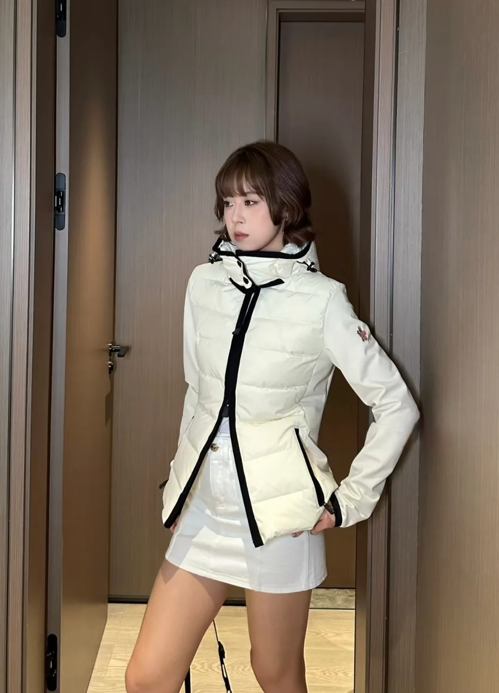 Куртки И Пуховики Женские Moncler 18761462