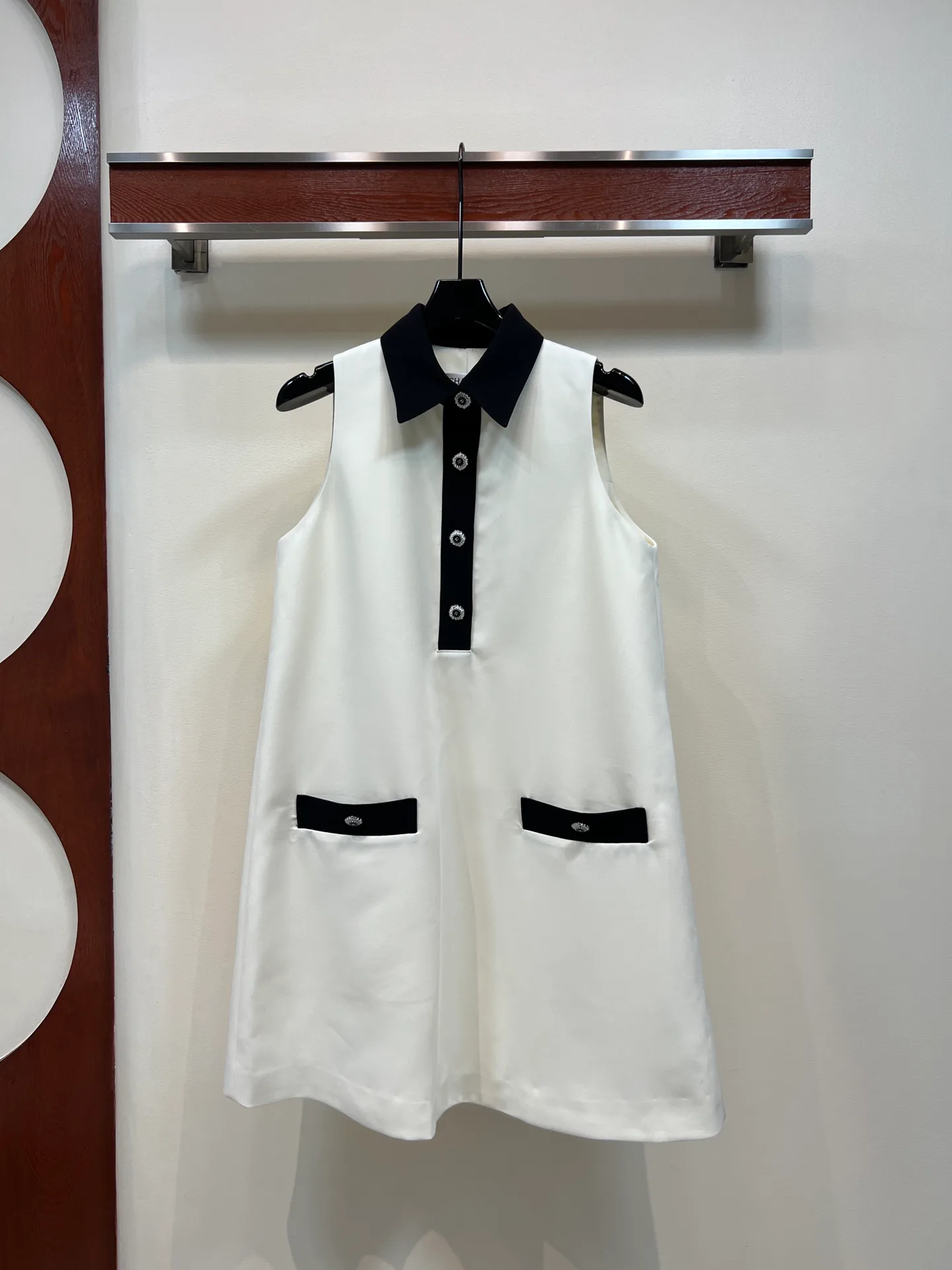 Платья Женские Chanel 13177792