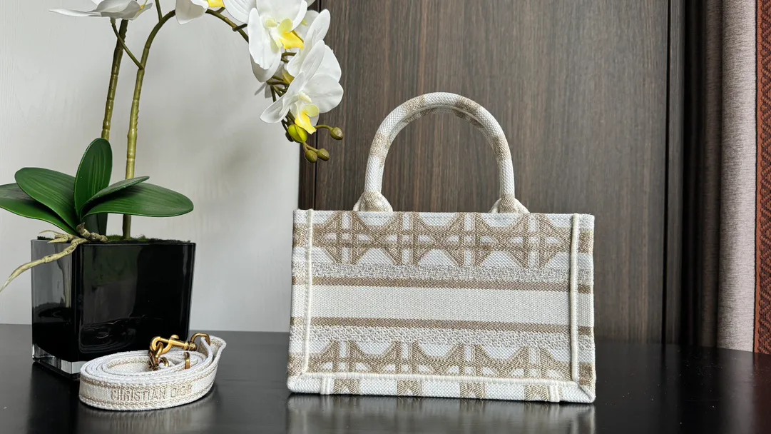 Сумки На Ремне Женские Christian Dior 82416