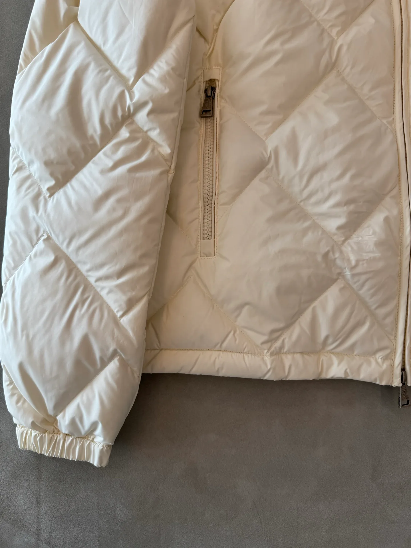 Куртки И Пуховики Женские Moncler 18869516