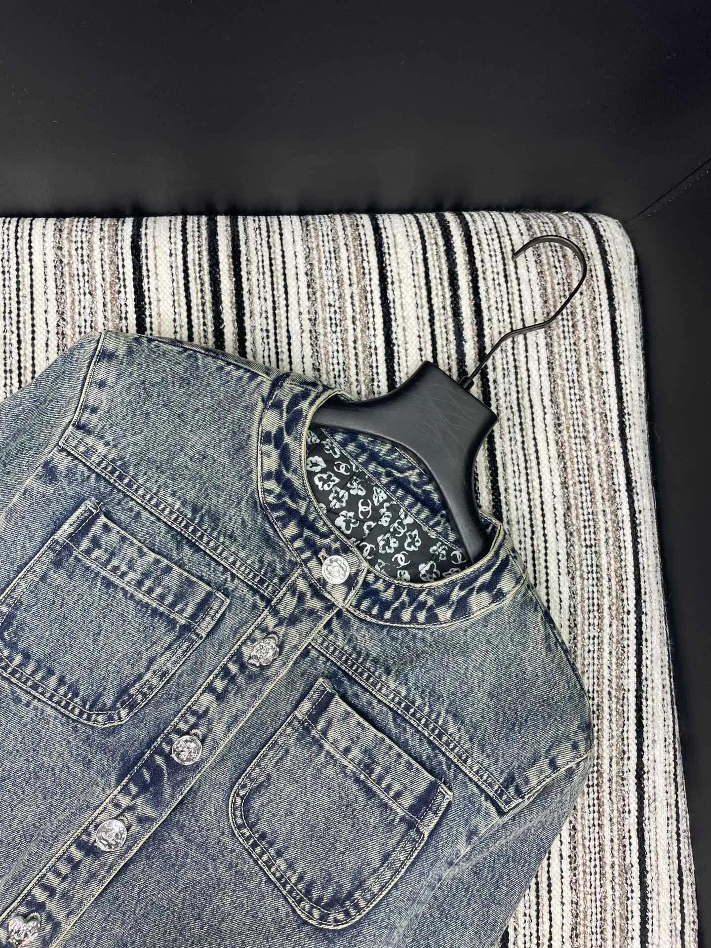 Куртки И Пуховики Женские Chanel 457871