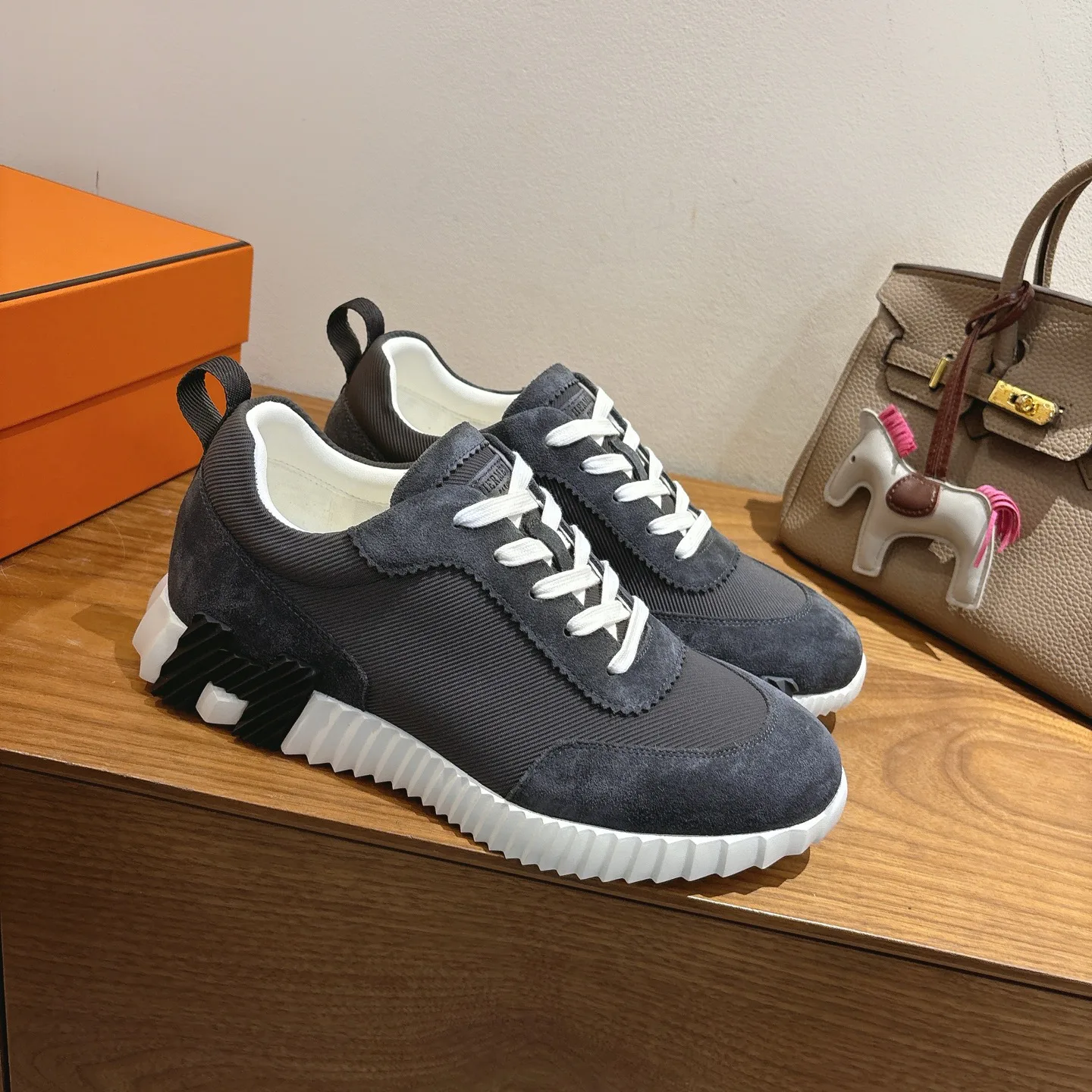 Кроссовки Женские Hermes 4214552