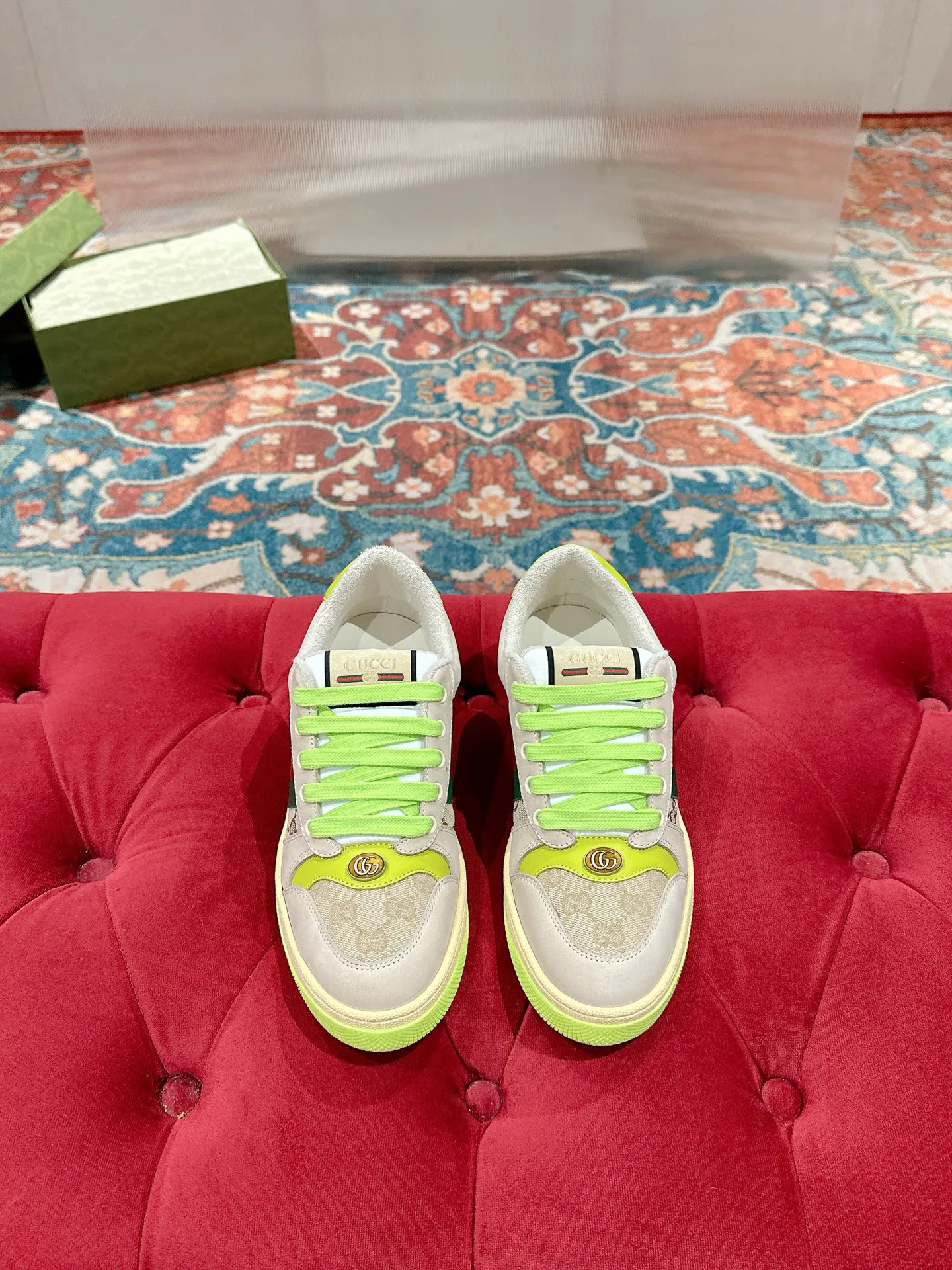 Кроссовки Женские Gucci 17956646