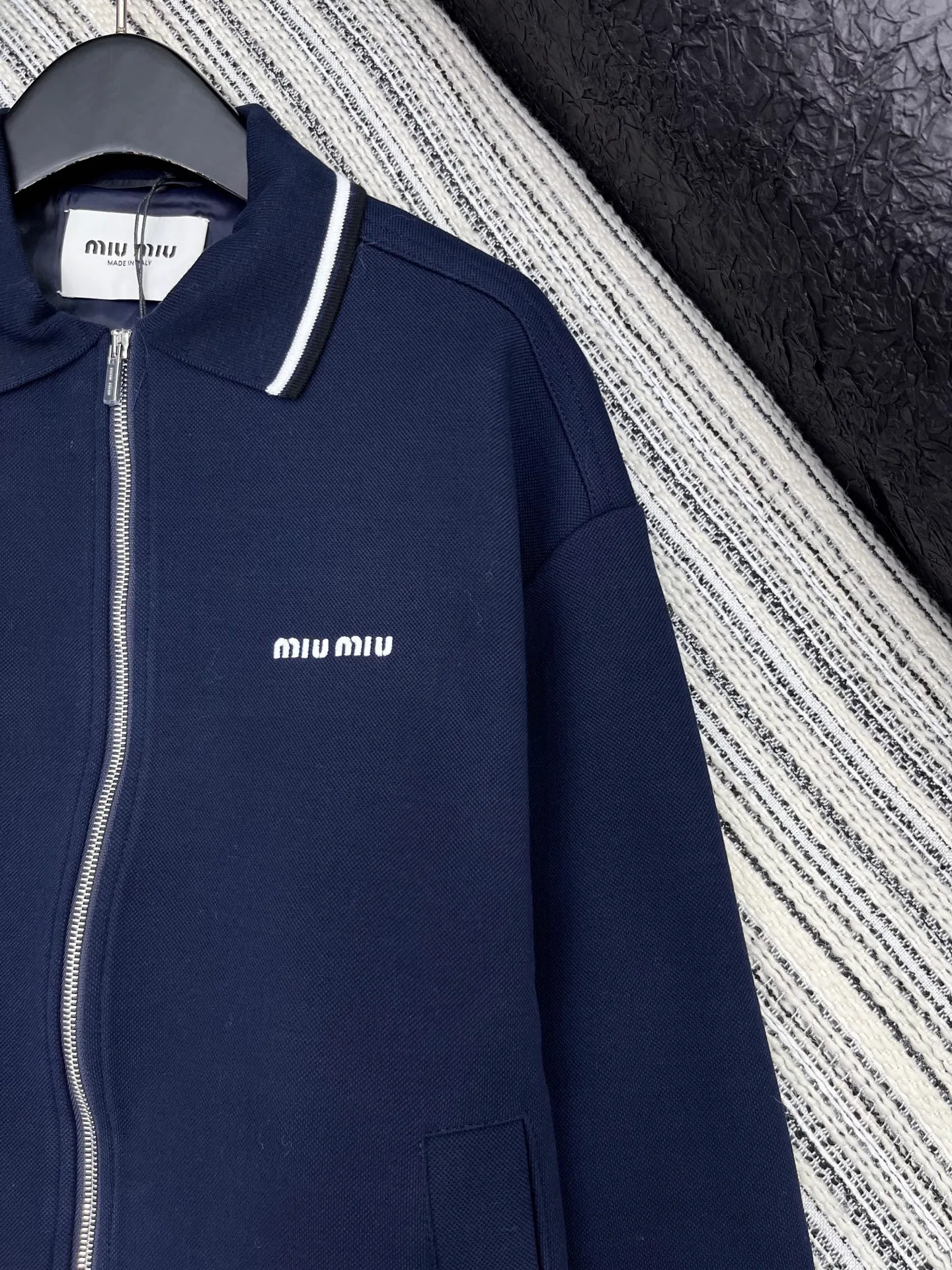 Куртки И Пуховики Женские Miu Miu 89301