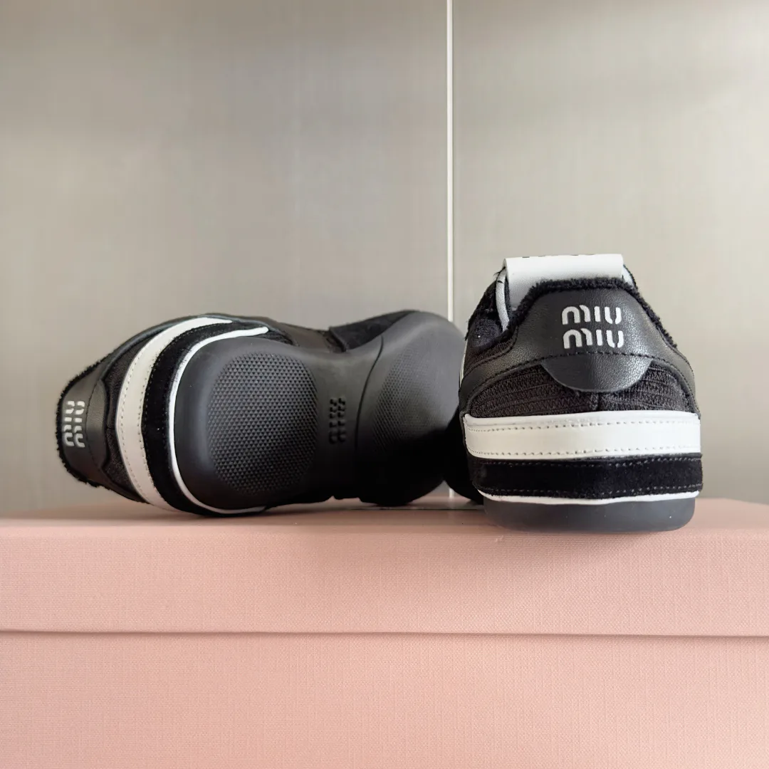 Кроссовки Женские Miu Miu 22818