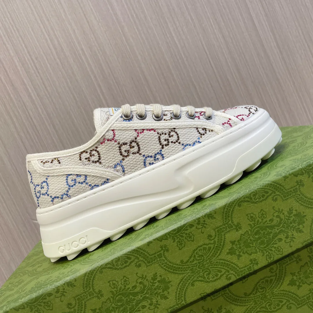 Кроссовки Женские Gucci 19691222