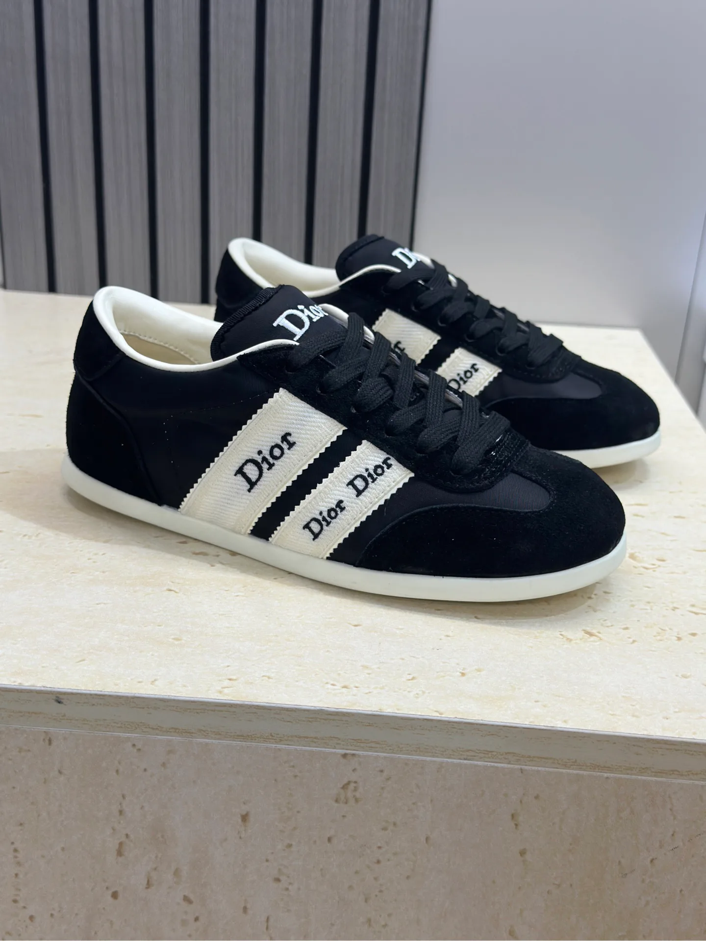 Кроссовки Женские Christian Dior 17612353