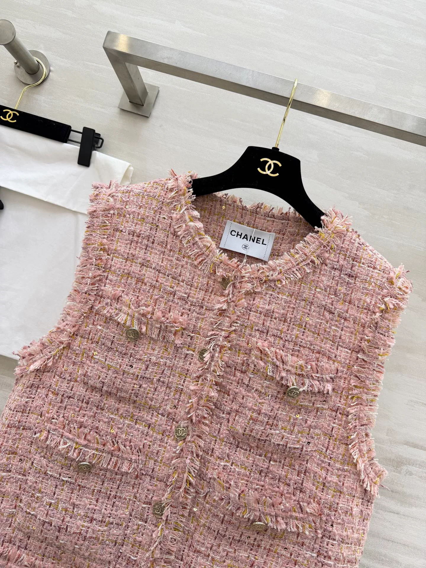 Жилеты Женские Chanel 11567997