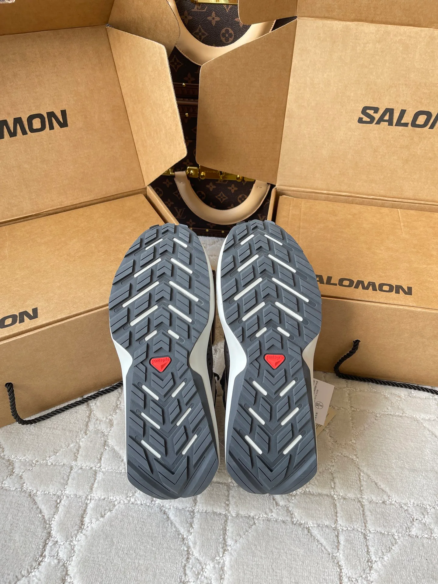 Кроссовки Женские Salomon 18039053