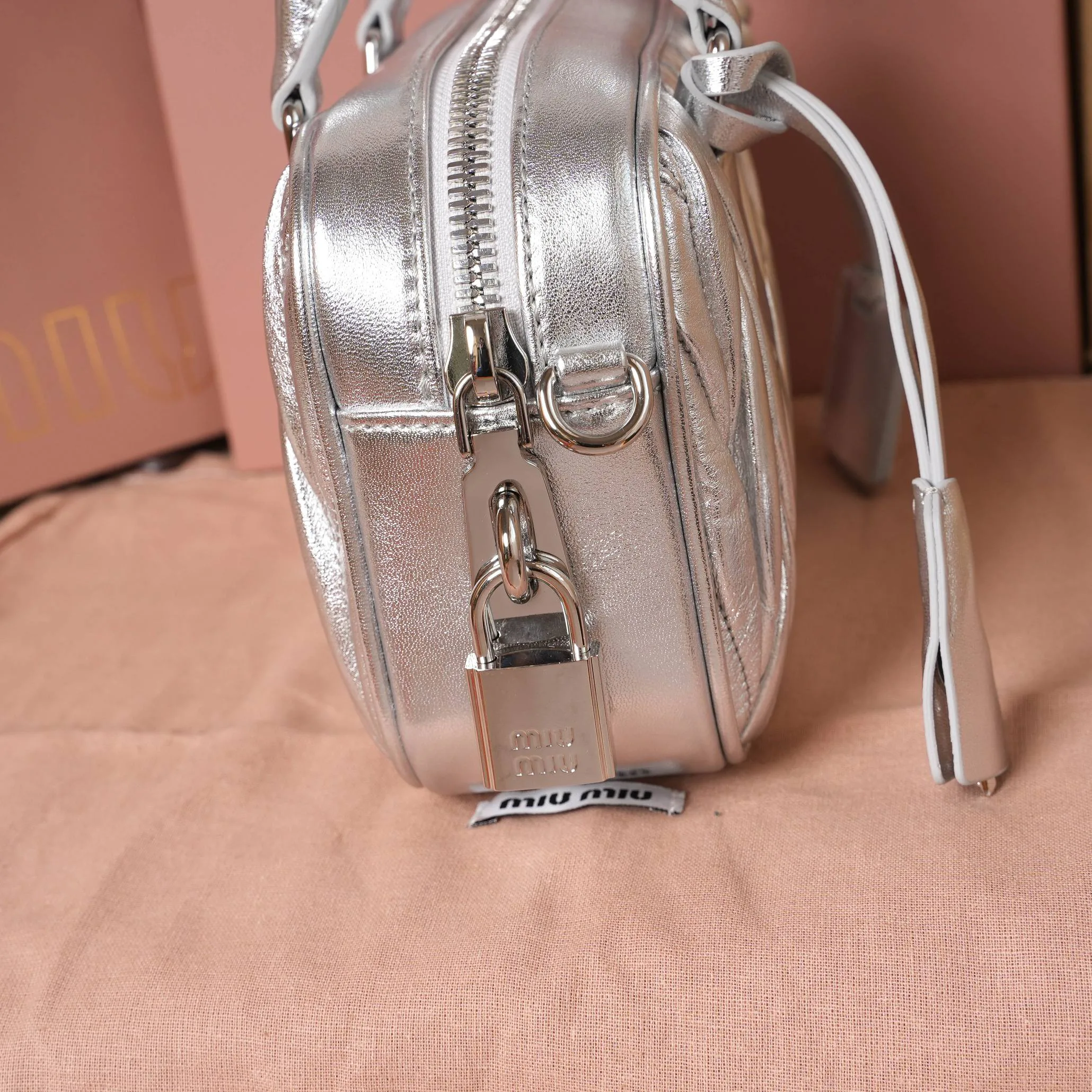Классические Сумки Женские Miu Miu 11402743