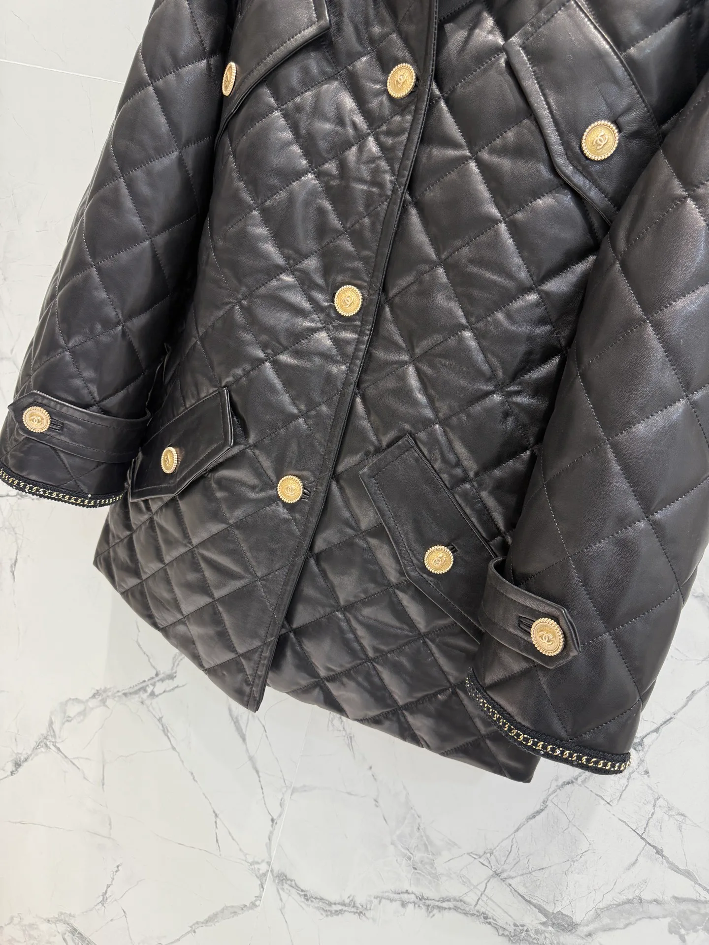 Кожаные Куртки И Дублёнки Женские Chanel 10624731