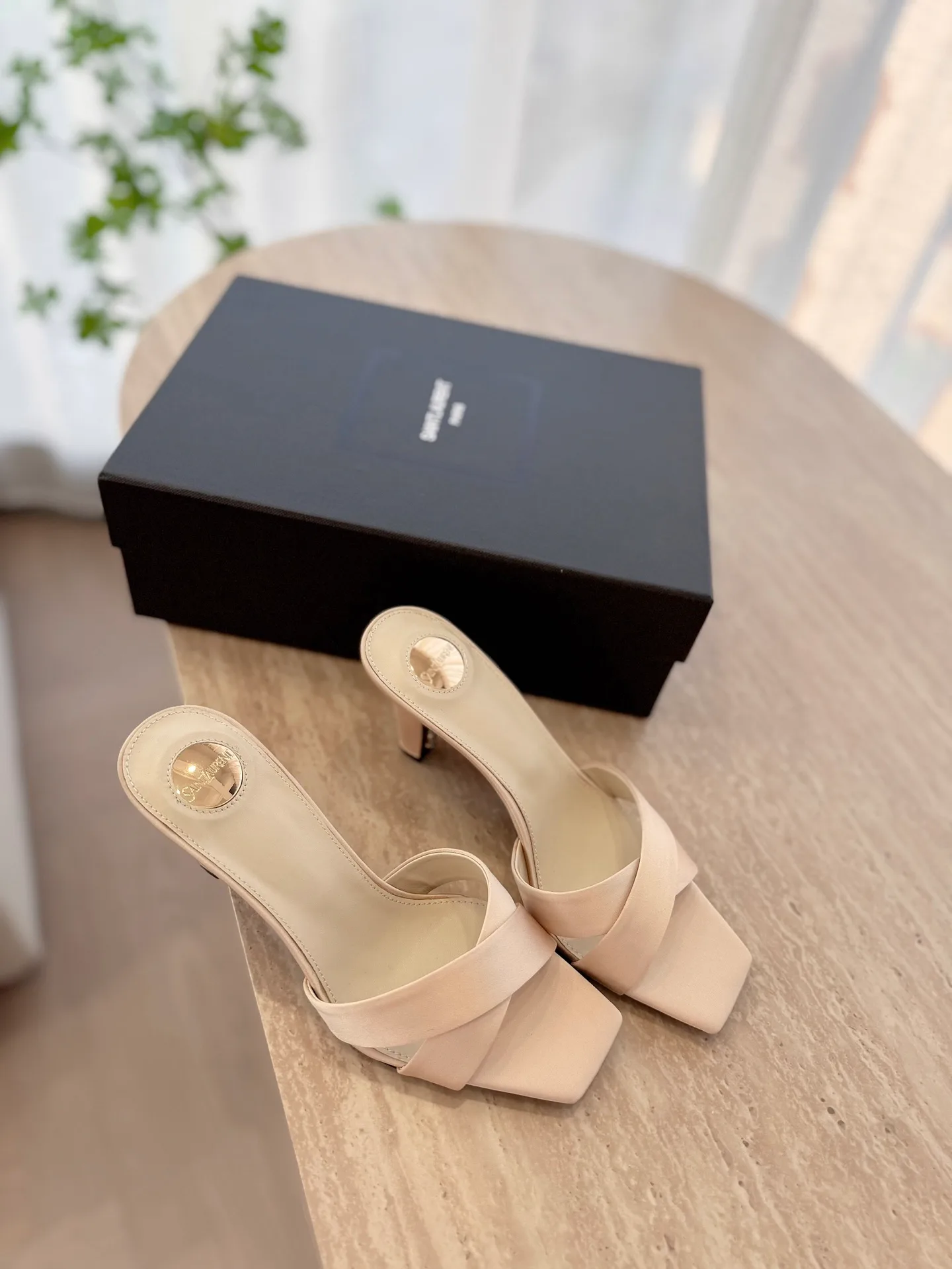 Босоножки Женские Saint Laurent 12815348