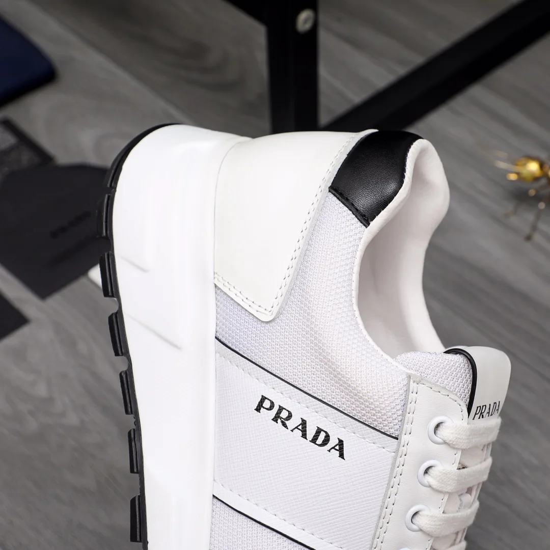 Кроссовки Женские Prada 17429922
