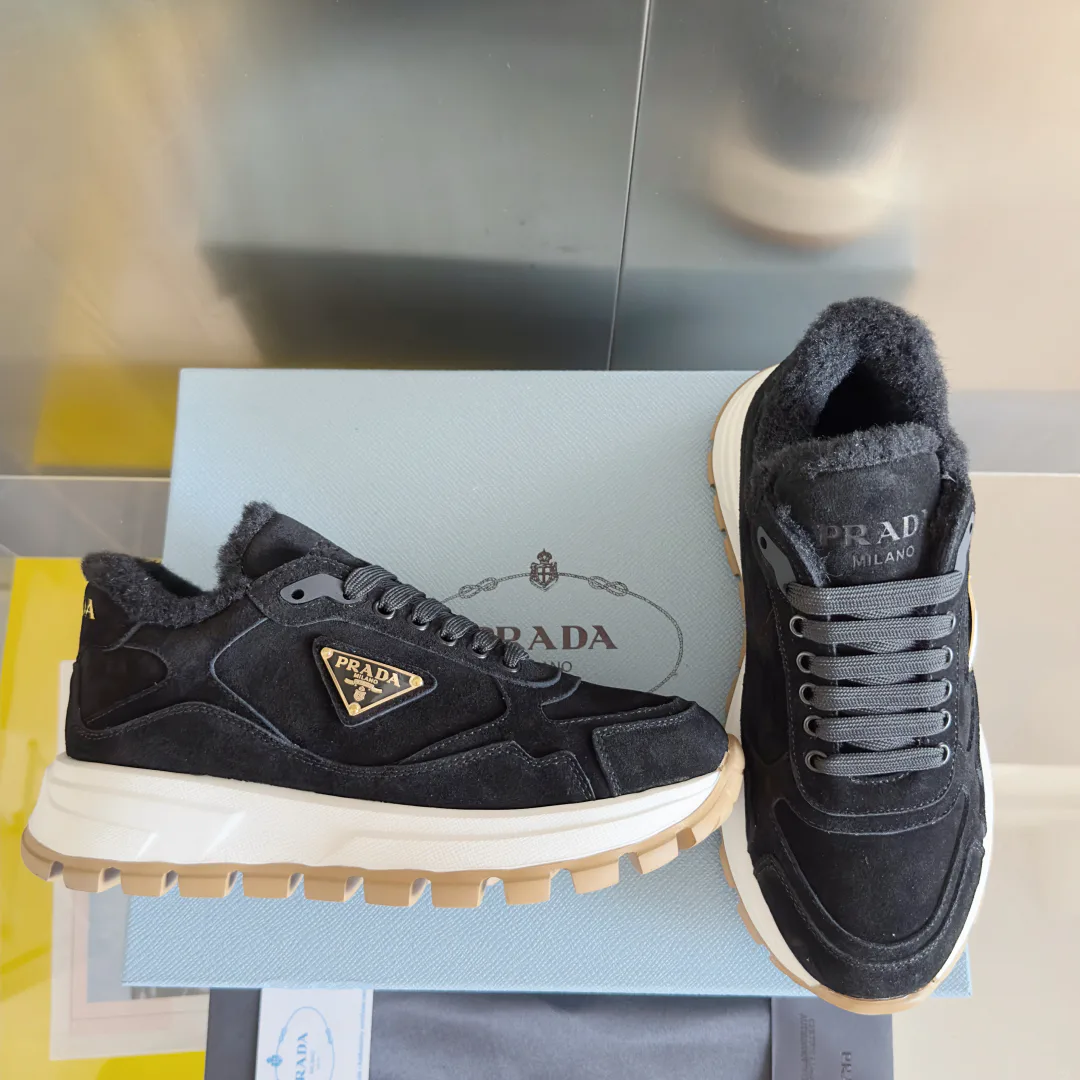 Кроссовки Женские Prada 194569