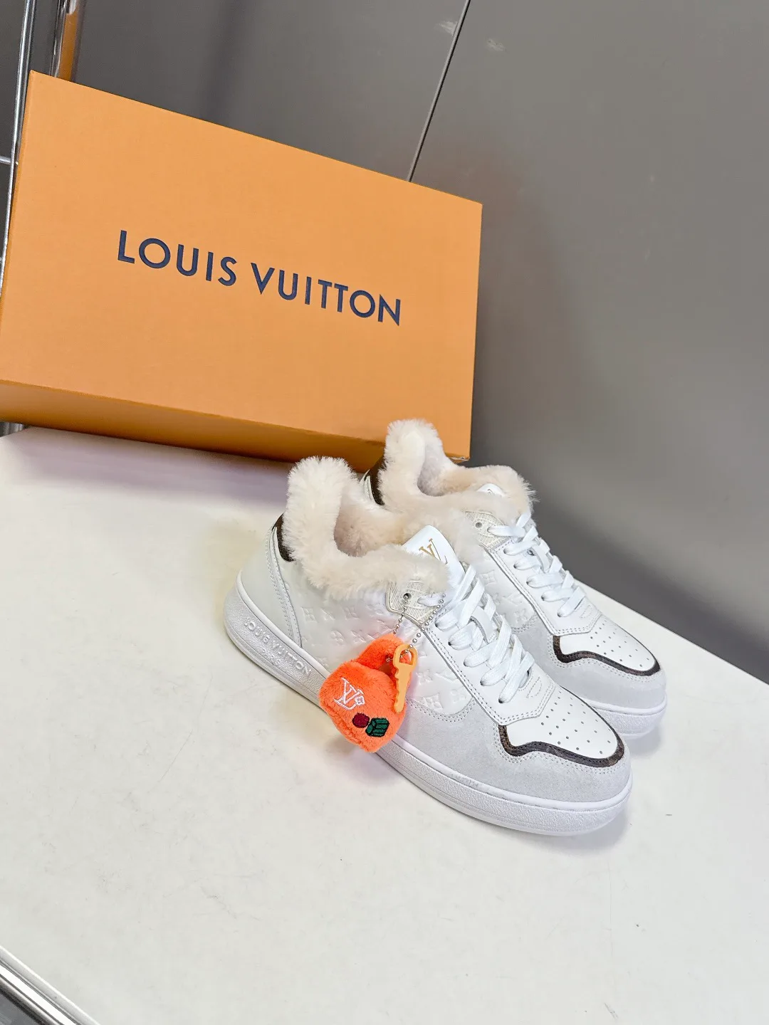 Кроссовки Мужские Louis Vuitton 951176