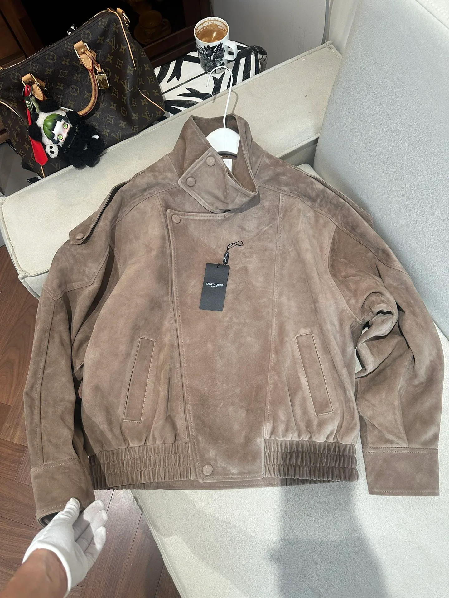 Кожаные Куртки И Дублёнки Женские Saint Laurent 11679852