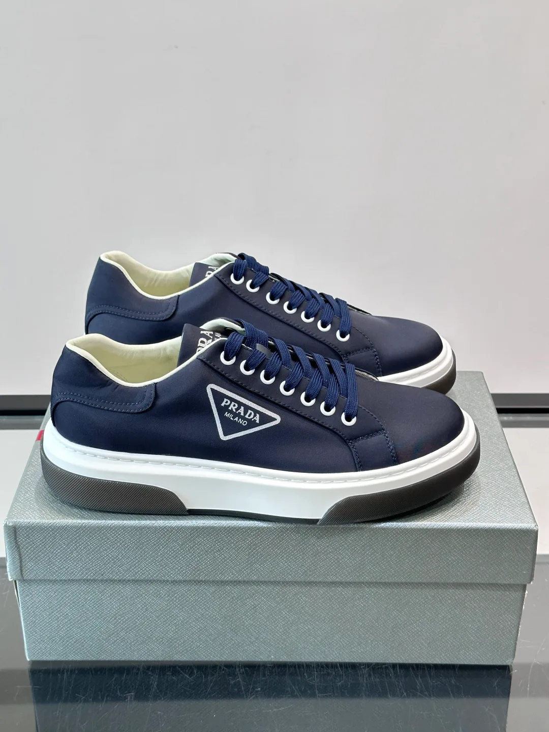 Кроссовки Мужские Prada 17913729