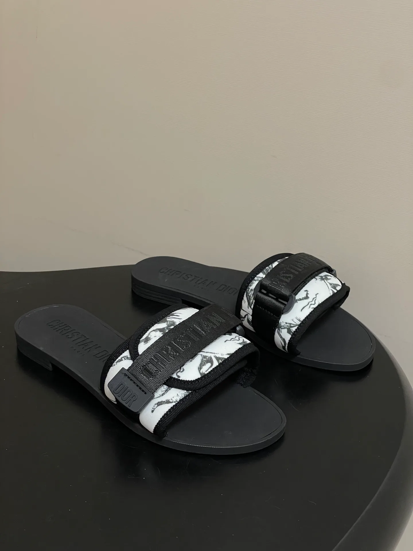 Шлепанцы Женские Christian Dior 1677130