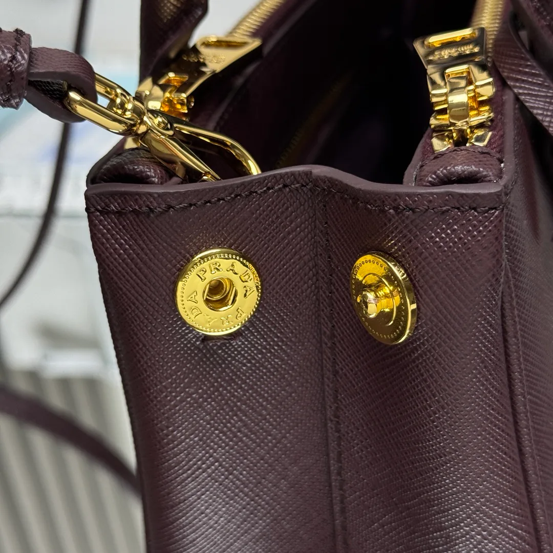 Классические Сумки Женские Prada 1763159