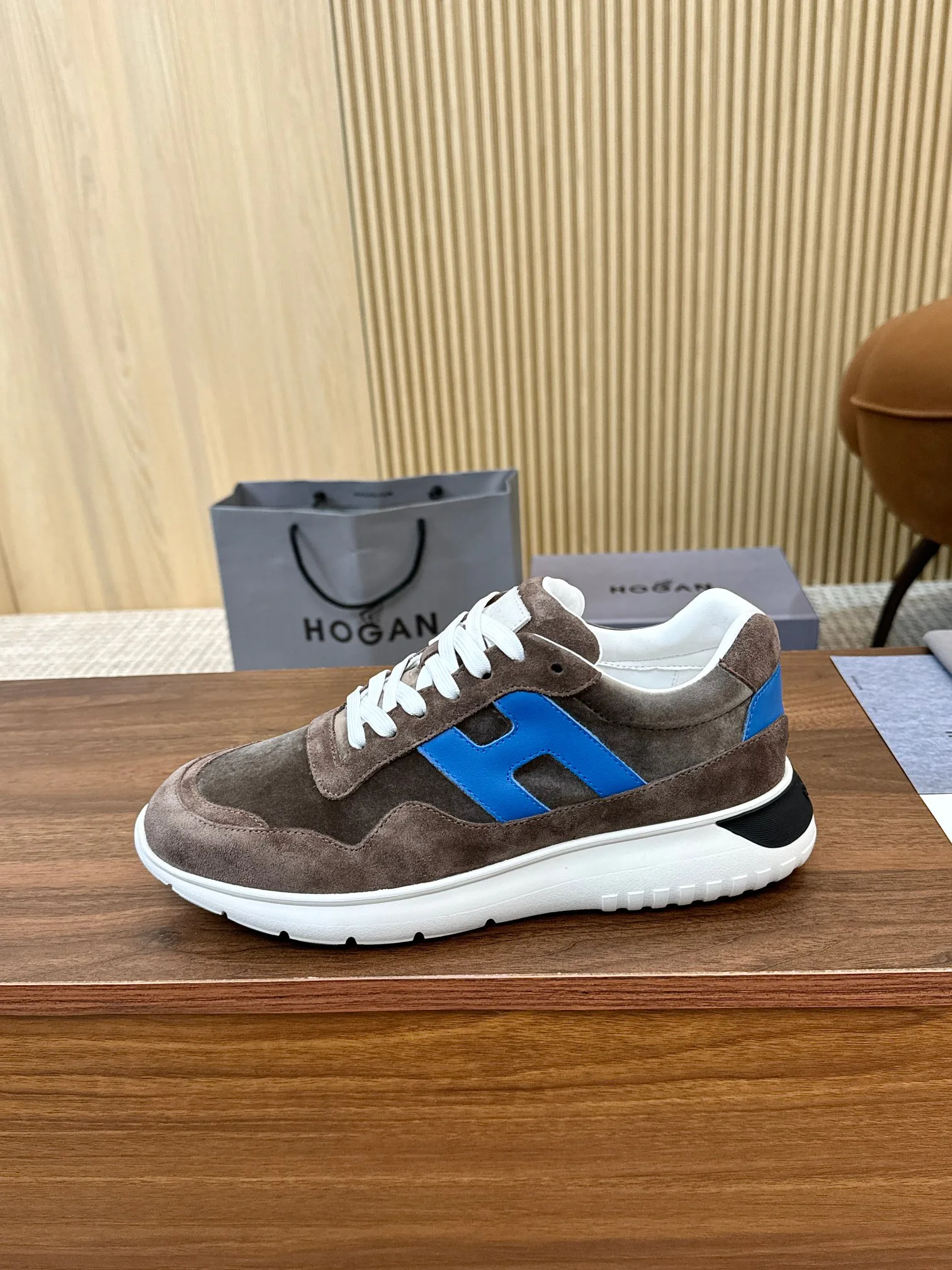 Кроссовки Женские Hogan 12835354