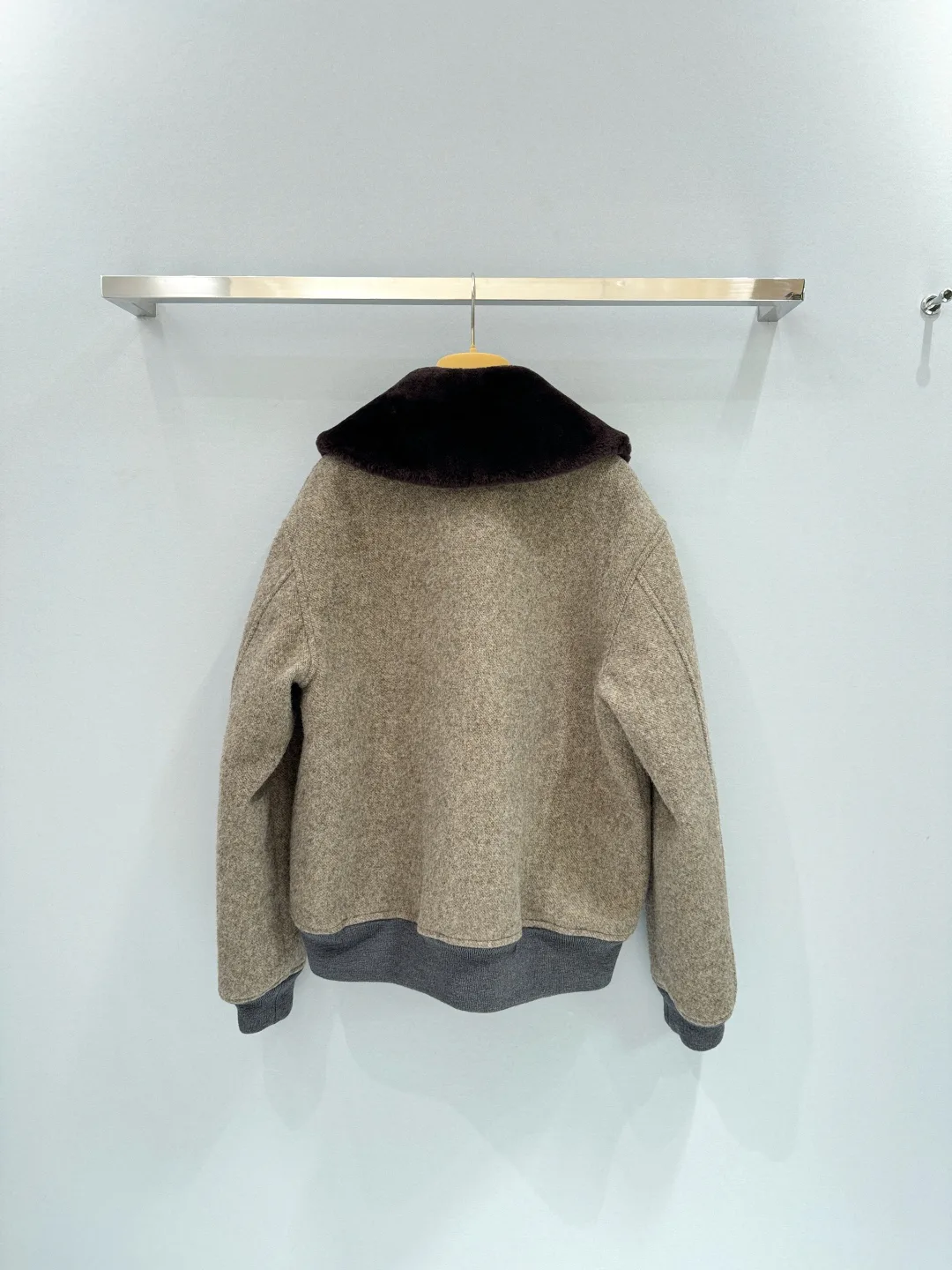 Куртки И Пуховики Женские Miu Miu 67482