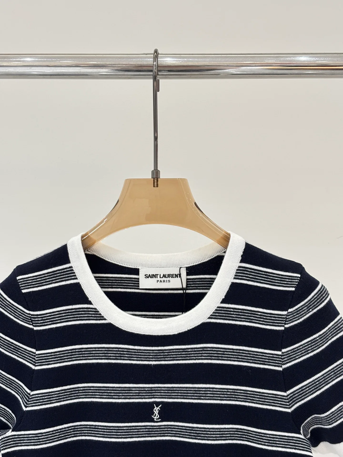 Футболки Женские Saint Laurent 11887461
