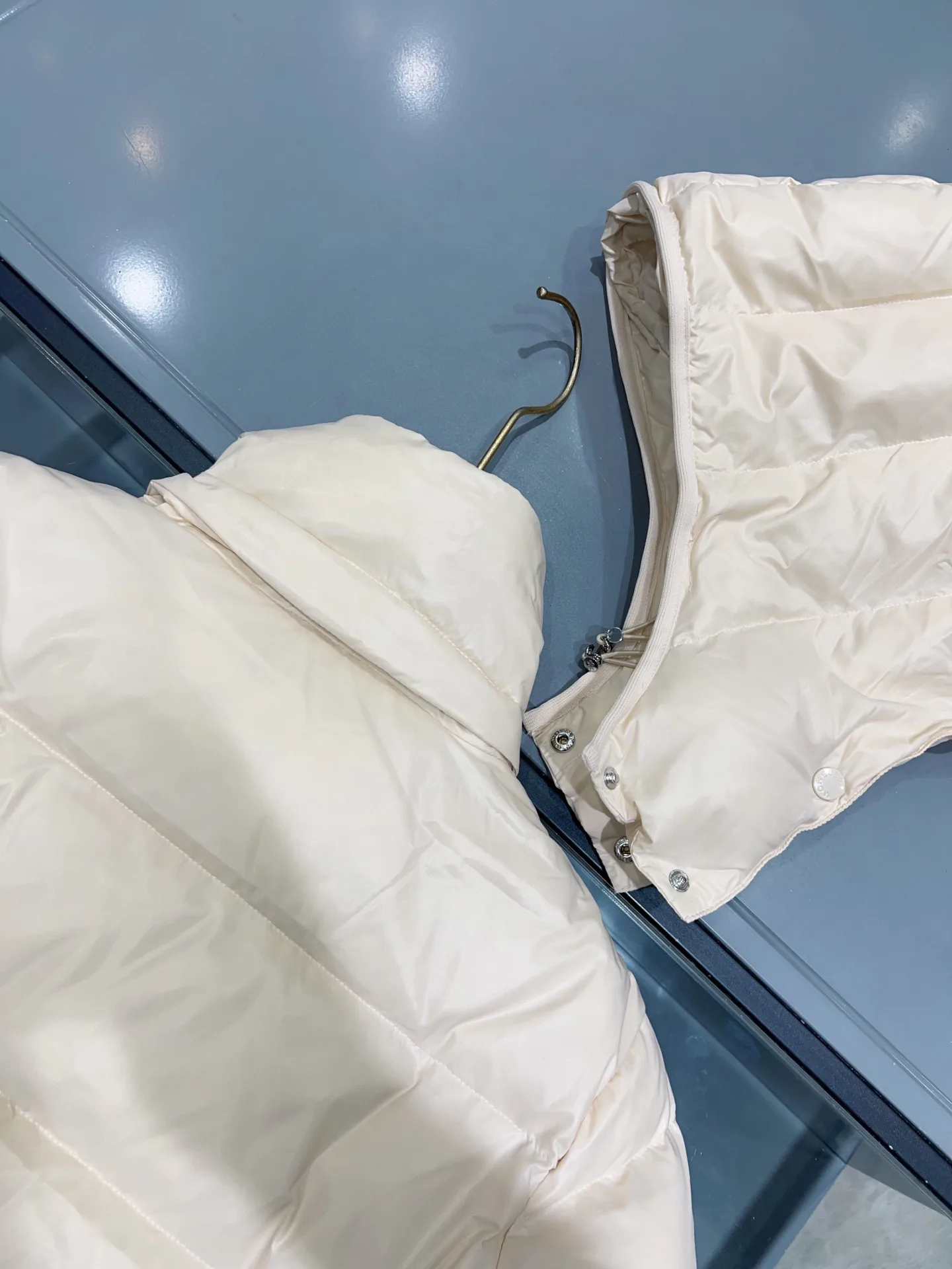 Куртки И Пуховики Женские Moncler 19563150