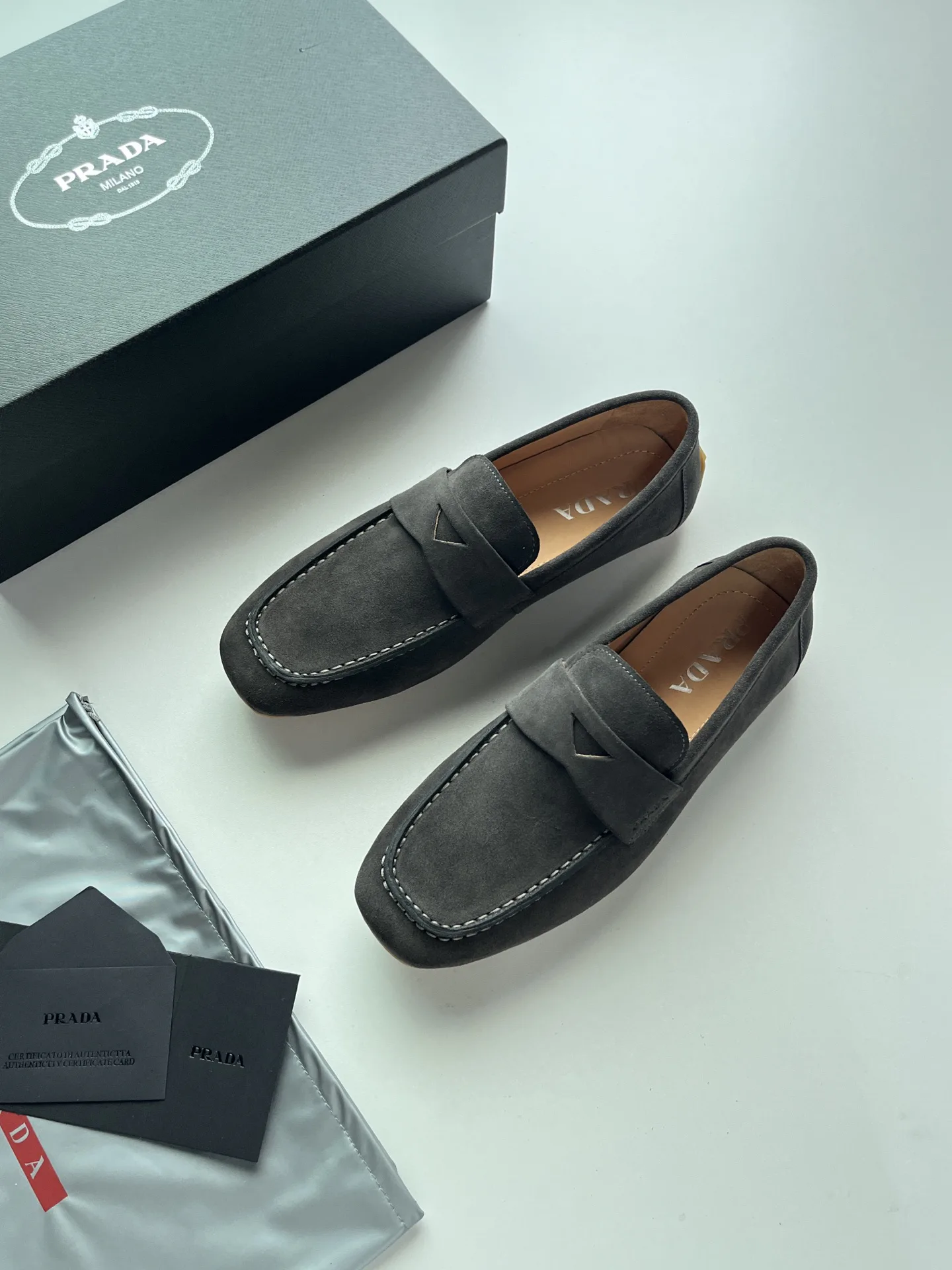 Лоферы И Туфли Мужские Prada 18744036