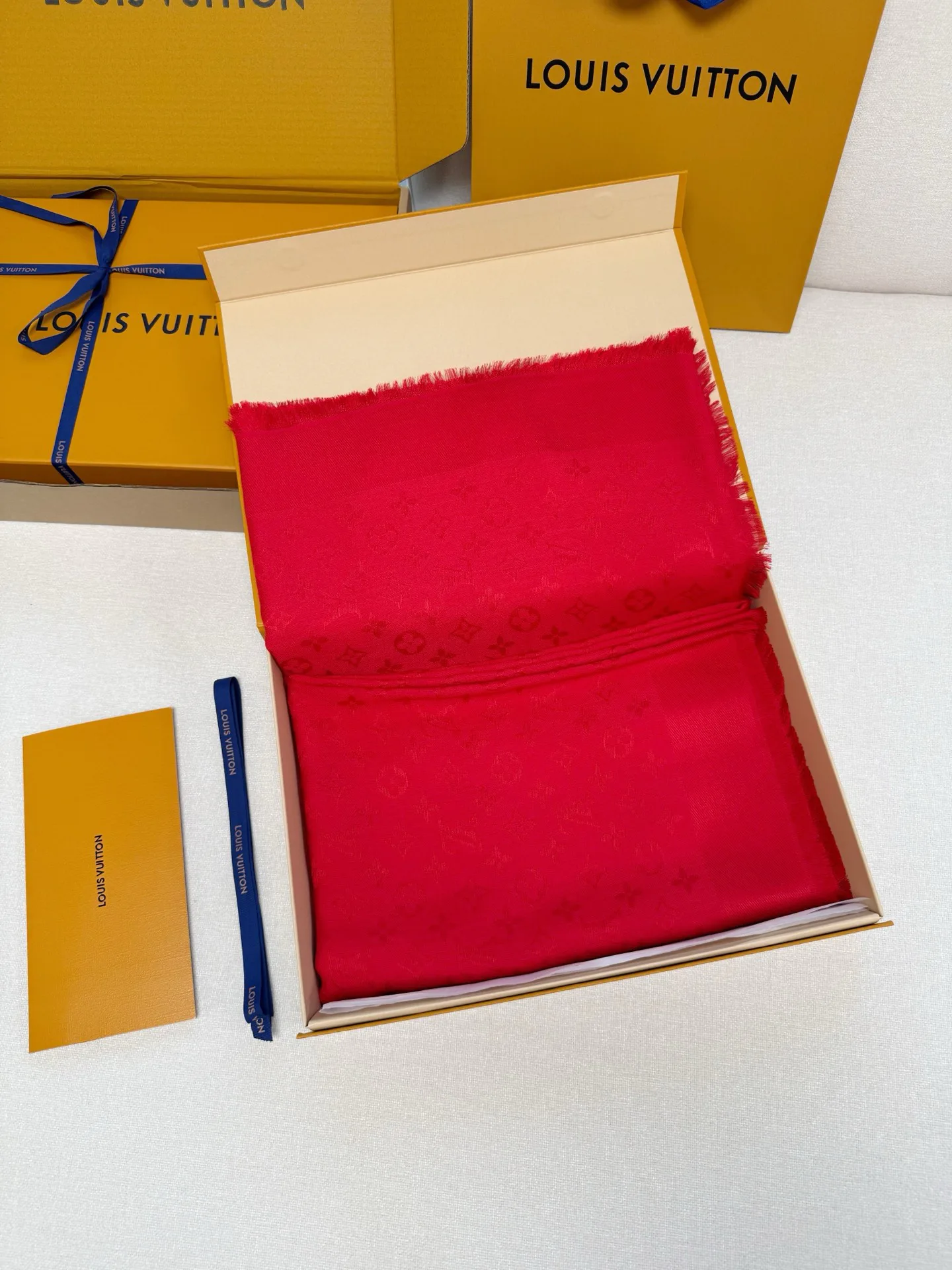 Шарфы Louis Vuitton 437756