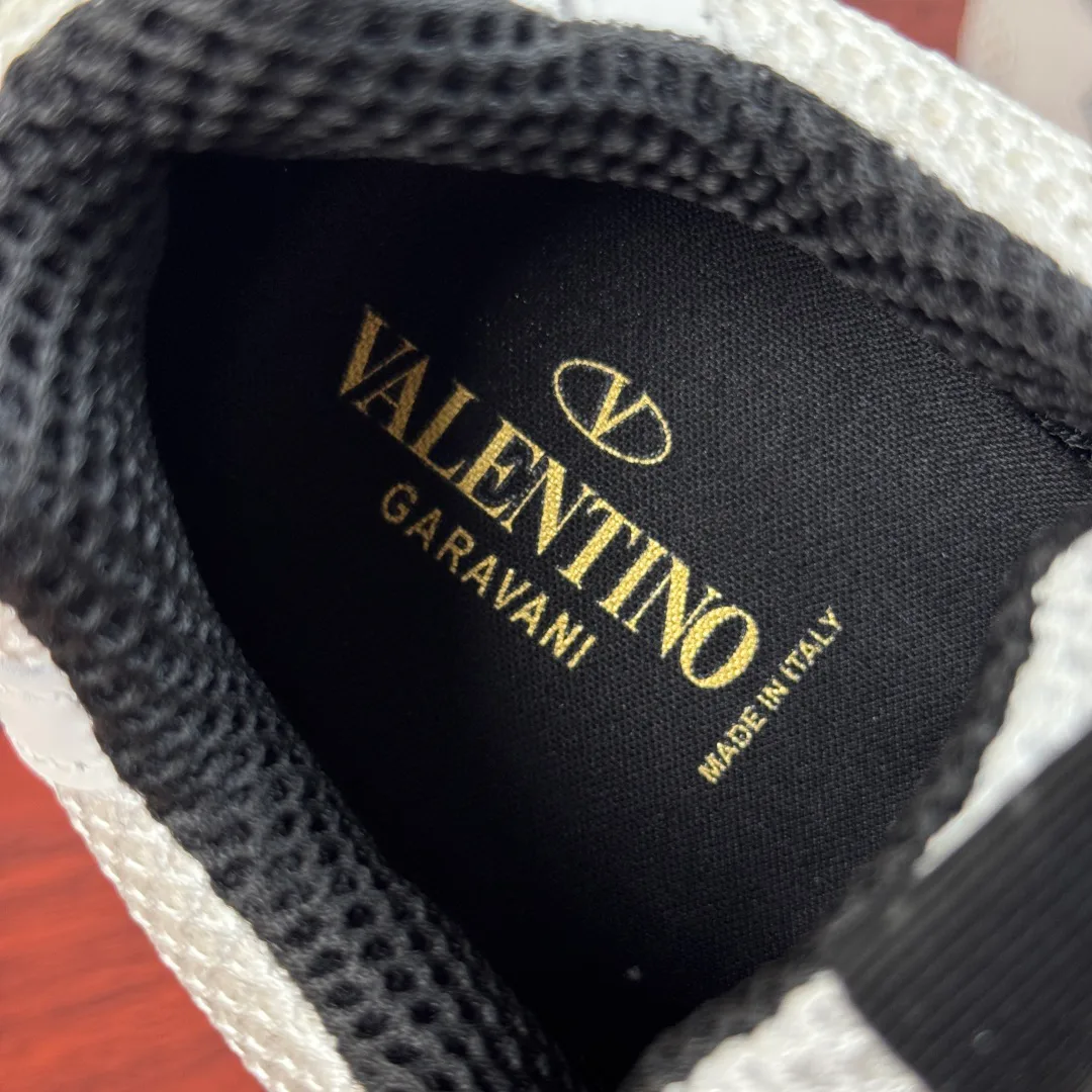Кроссовки Мужские Valentino 17457776