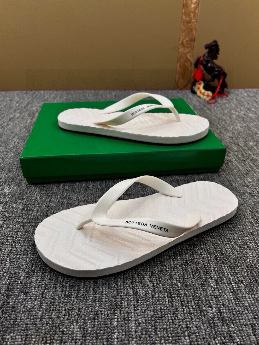 Шлепанцы Мужские Bottega Veneta 11396532
