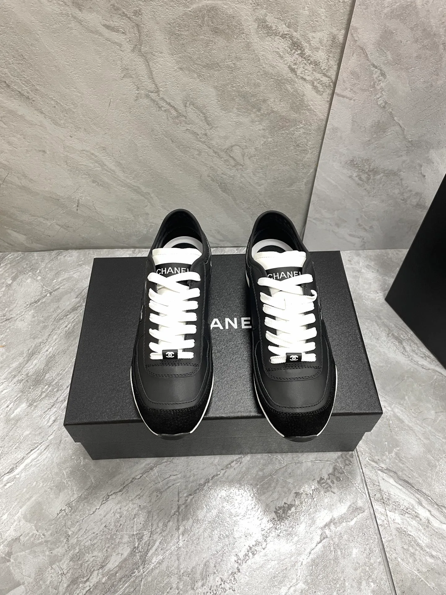 Кроссовки Женские Chanel 21596