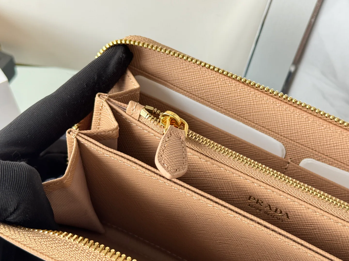 Клатчи Женские Prada 17999885