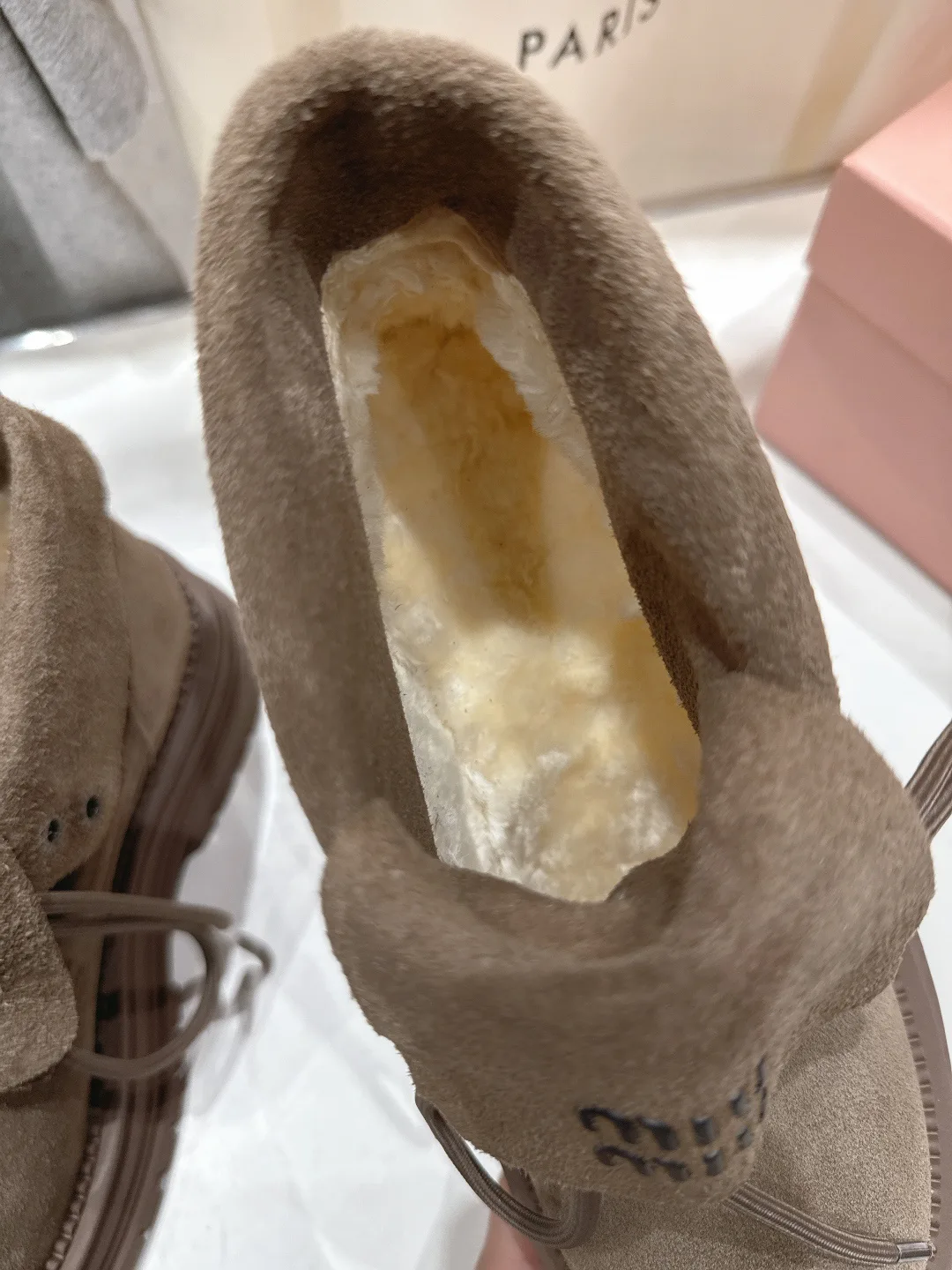 Угги Женские Miu Miu 18209192