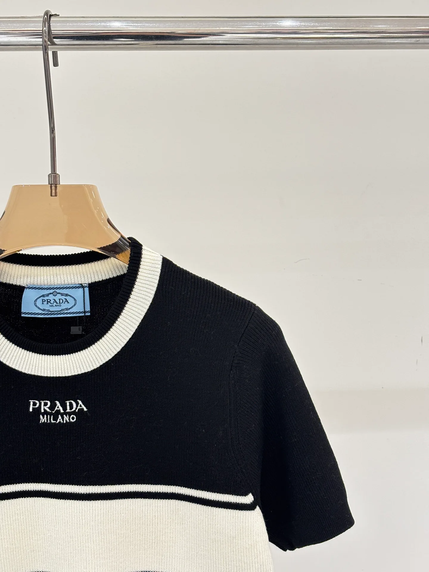 Футболки Женские Prada 11509697