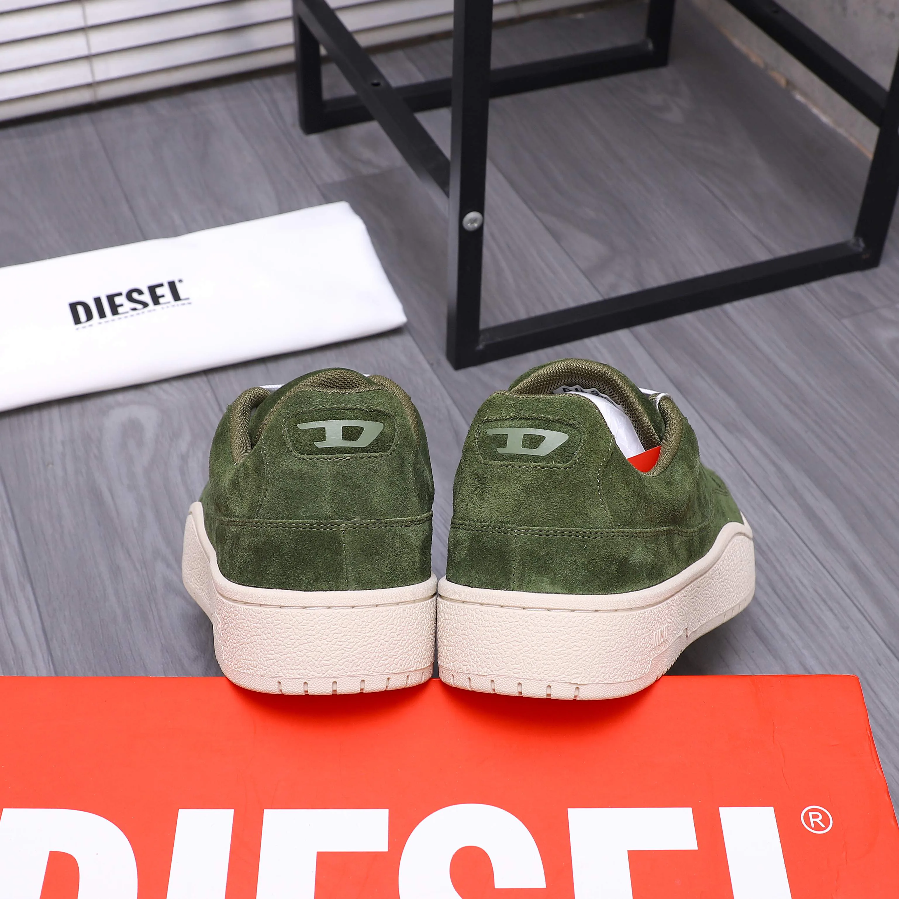Кроссовки Мужские Diesel 17059429