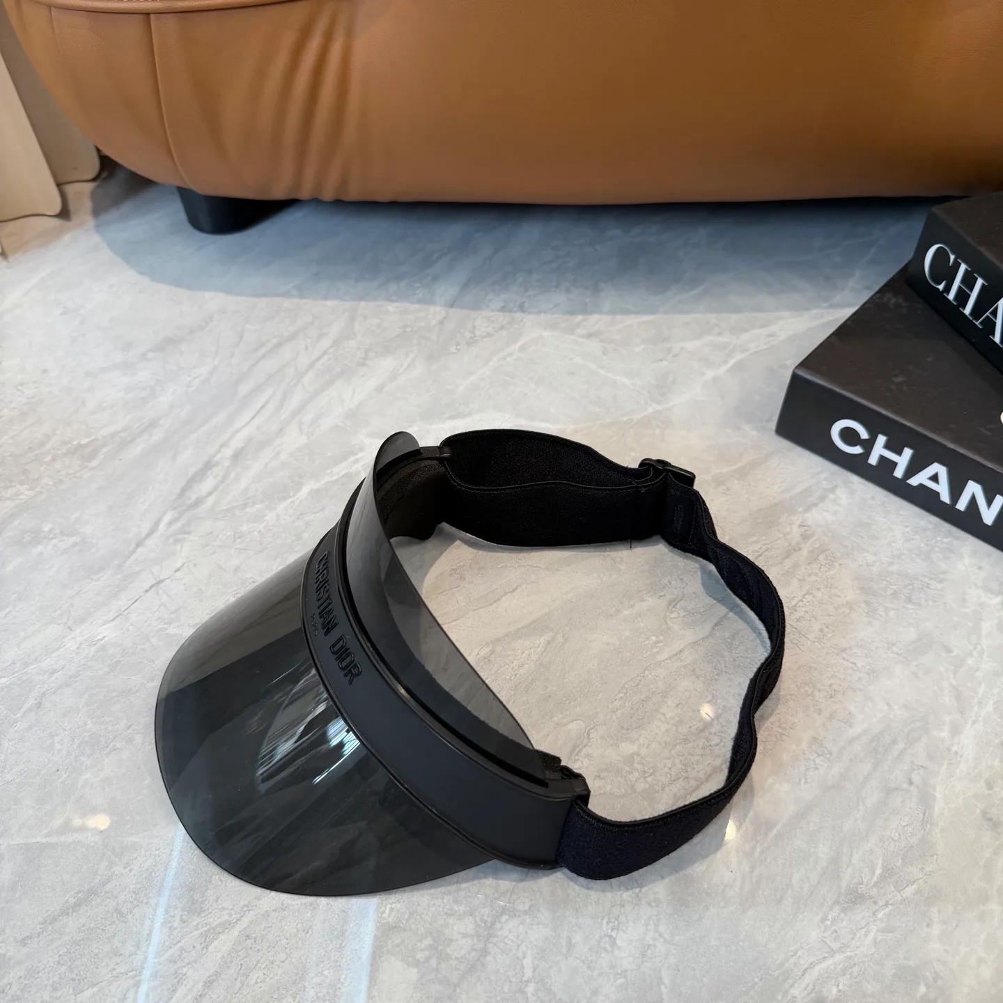 Головные Уборы Christian Dior 13294393