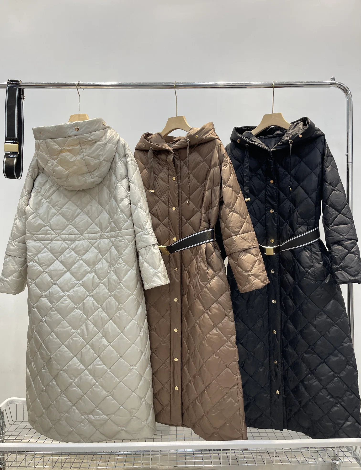 Куртки И Пуховики Женские Max Mara 8228