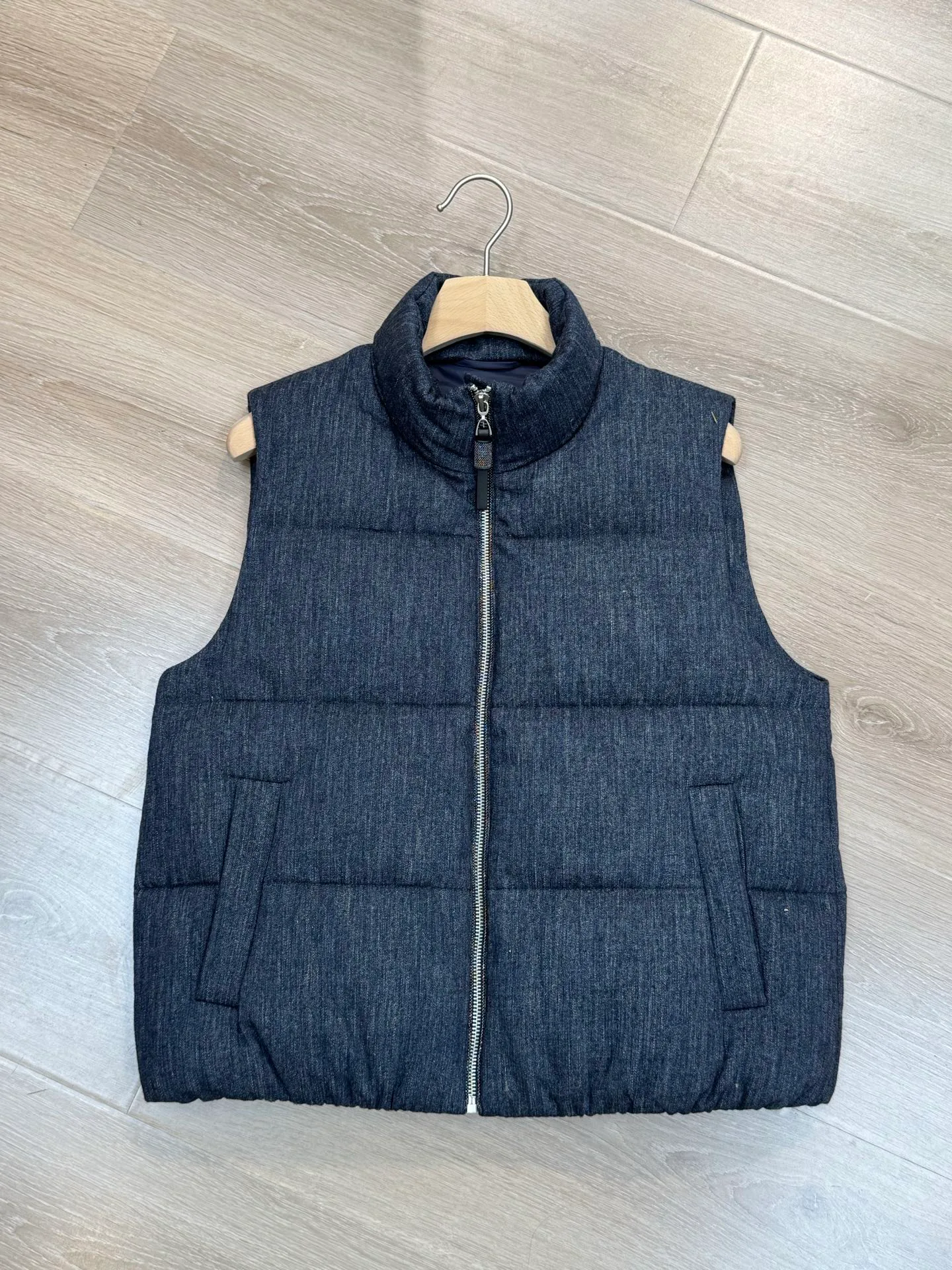 Жилеты Женские Brunello Cucinelli 18106260