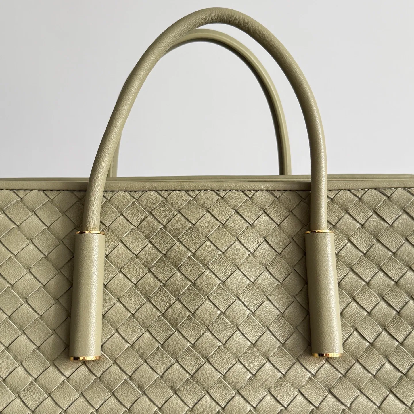 Классические Сумки Женские Bottega Veneta 17973996