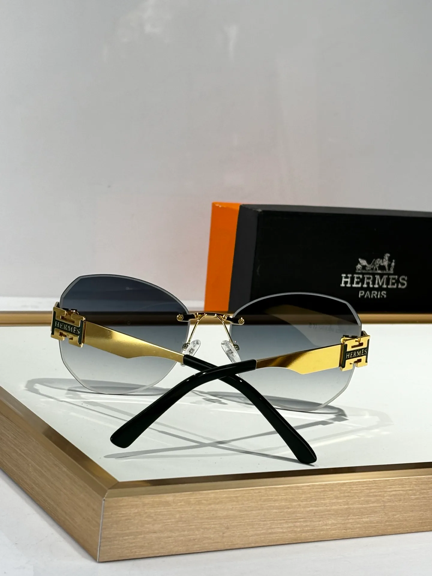 Очки Hermes 11331036