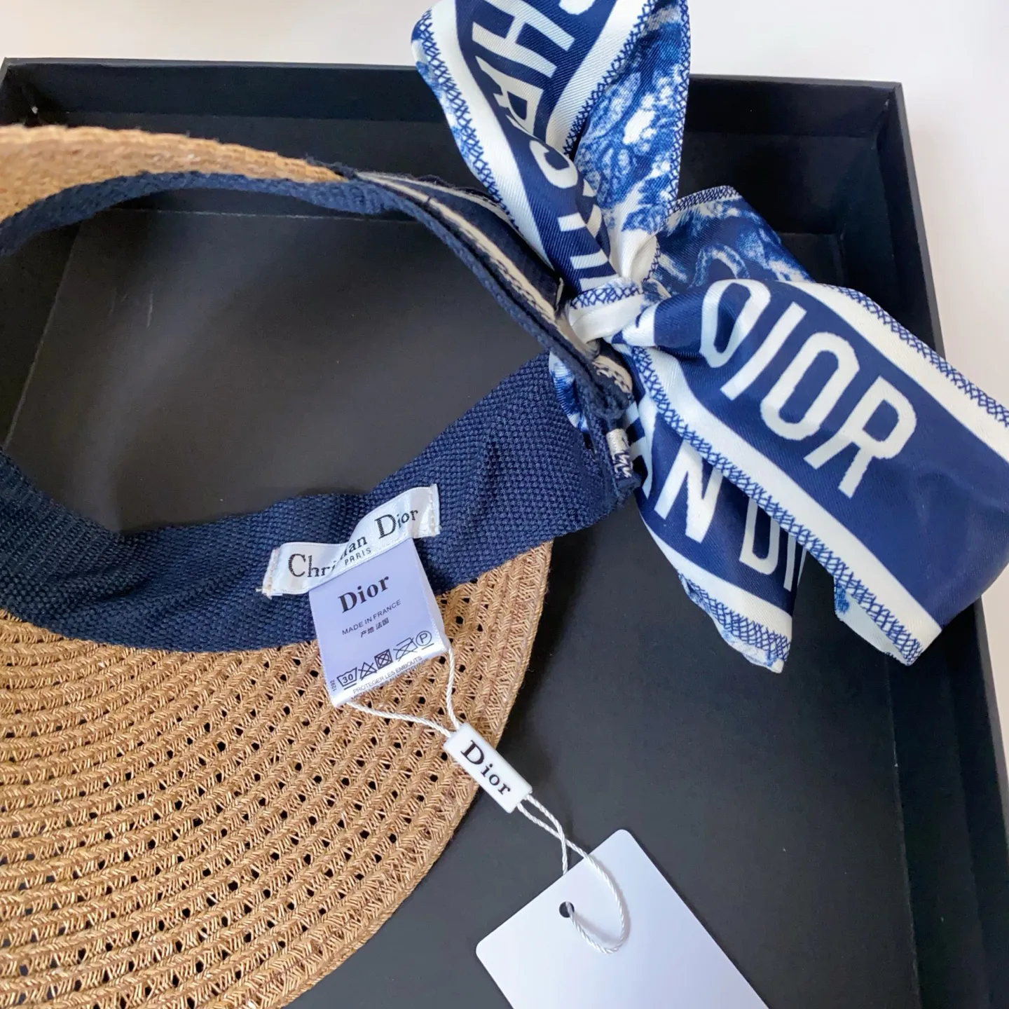 Головные Уборы Christian Dior 13294404