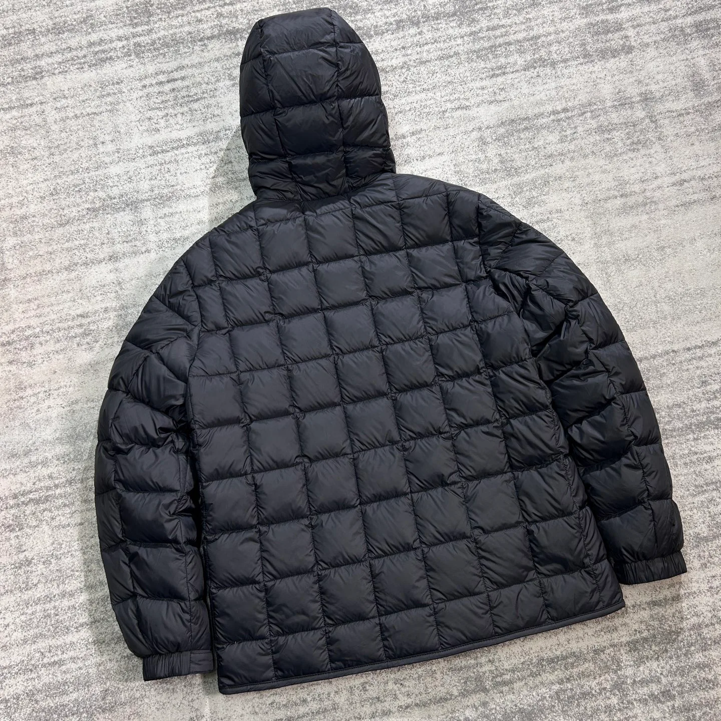 Куртки И Пуховики Женские Moncler 18840101