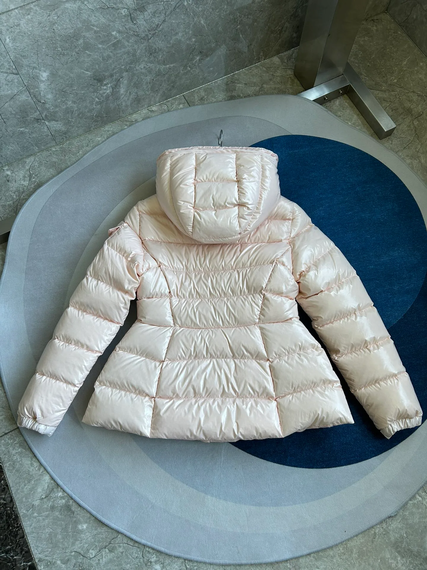 Куртки И Пуховики Женские Moncler 18766321