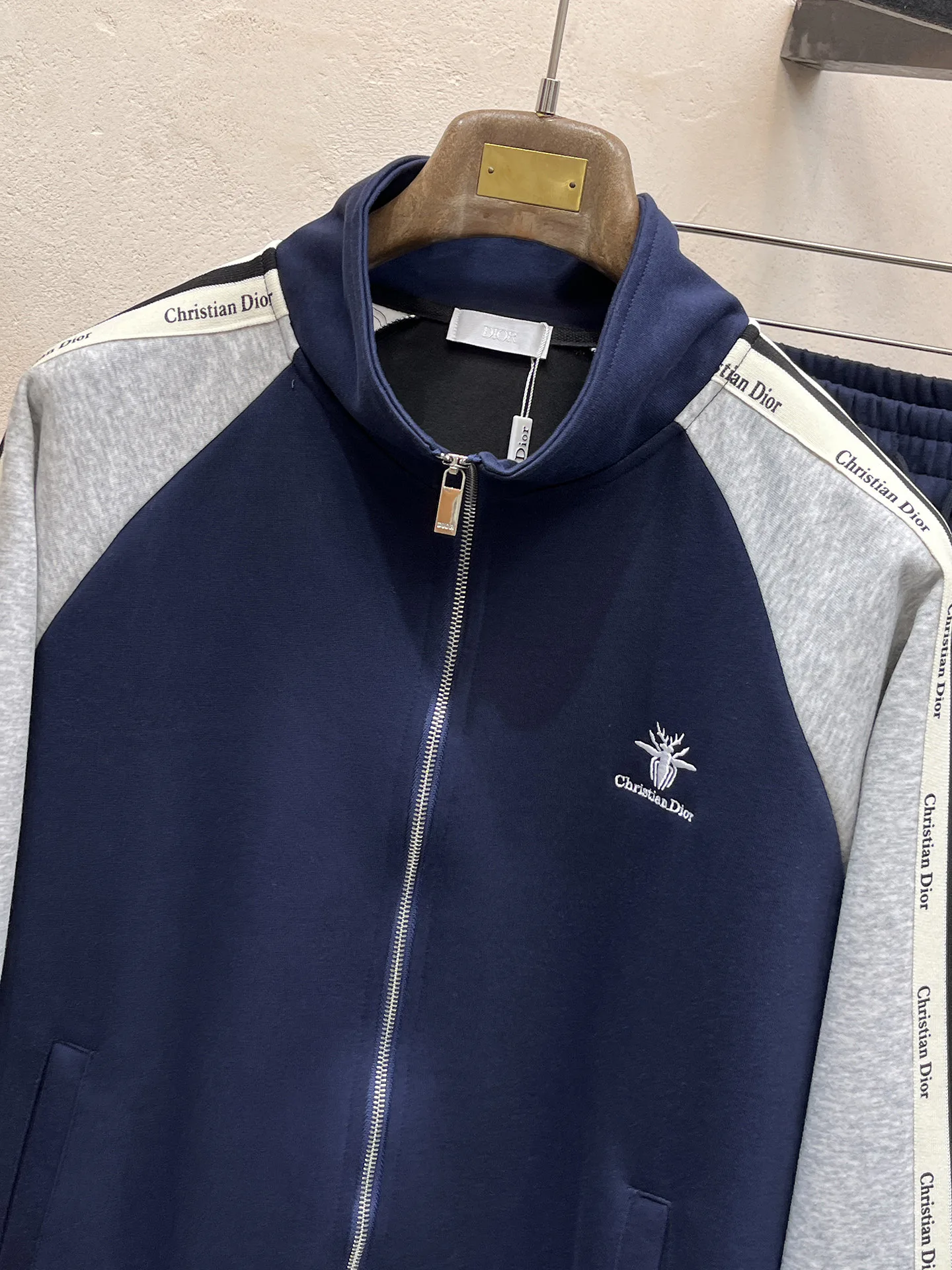 Костюмы Мужские Christian Dior 235379